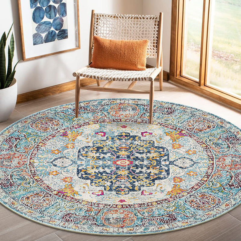 Vintage-Inspired Round Area Rug Kalsten 1791538275