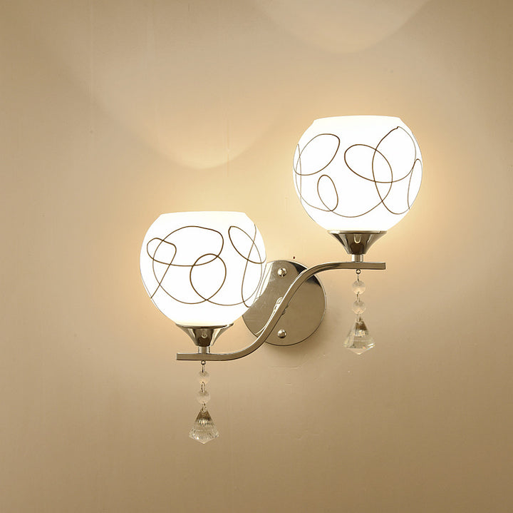 Modern Elegant Dual-Bulb Wall Sconce