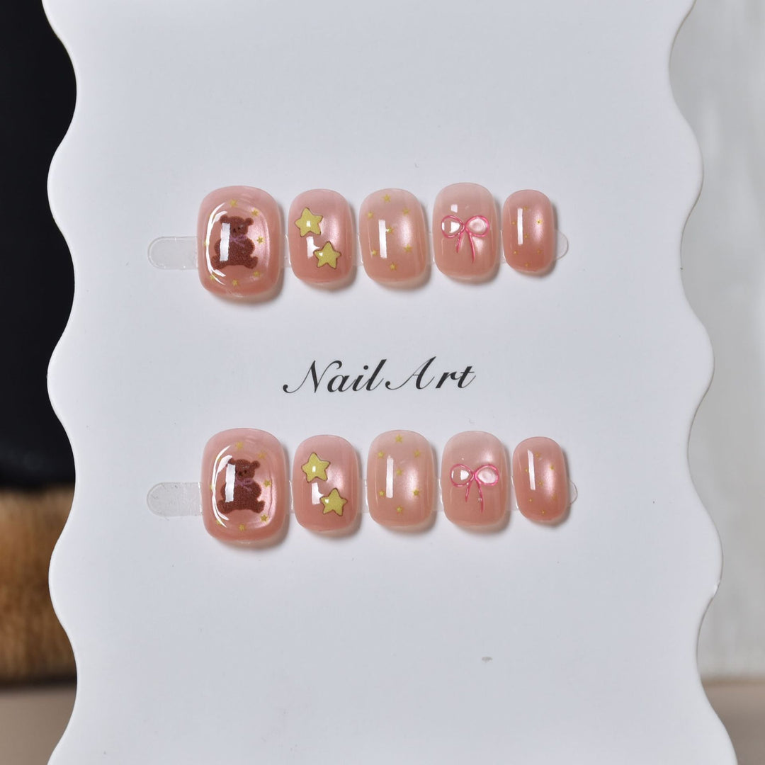 Whimsical Press-On Nail Art Kalsten