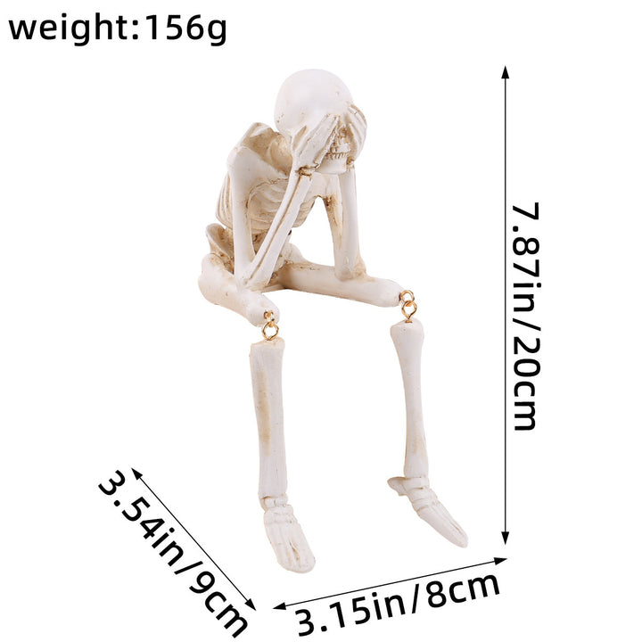 Detailed hanging skeleton figure with movable joints made of resin