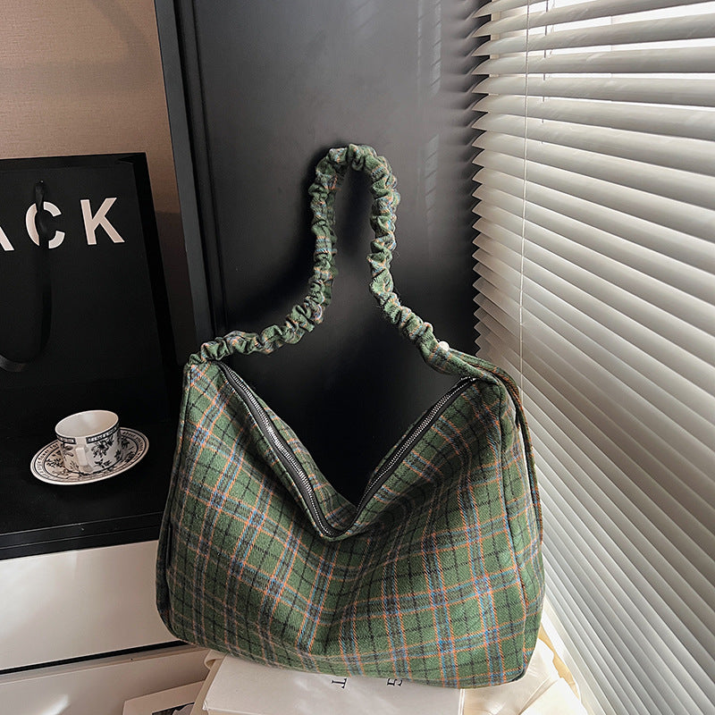 Chic Everyday Hobo Bag Kalsten