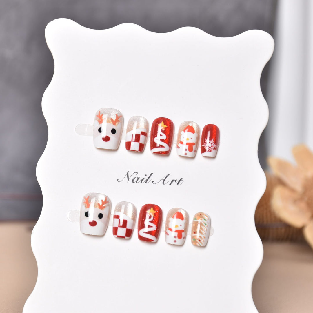 Festive Character-Themed Press-On Nail Art Kalsten