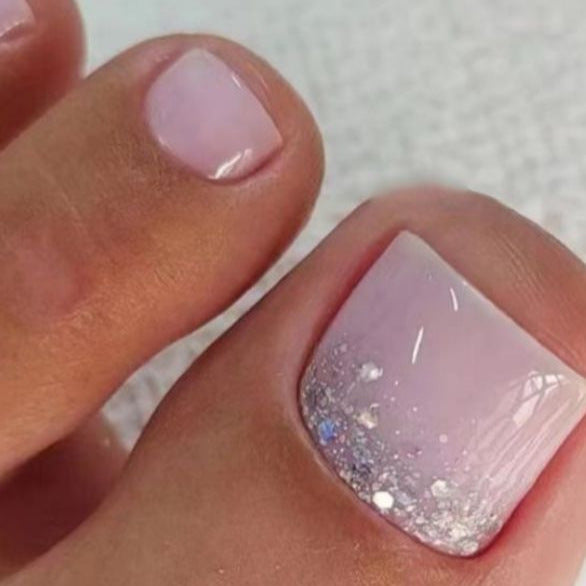 Elegant Glittery Pedicure Nail Art Kalsten