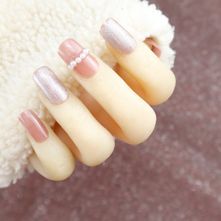 Glamorous Press-On Nail Set