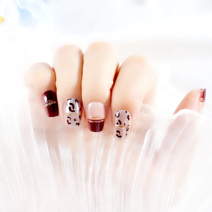 Artistic Press-On Nail Set with Leopard Design Kalsten