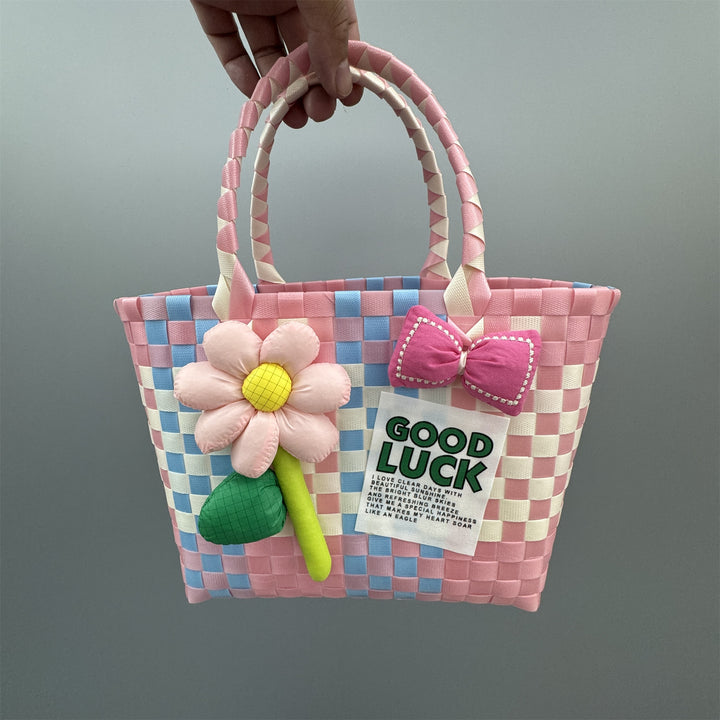 Charming and playful handbag Kalsten