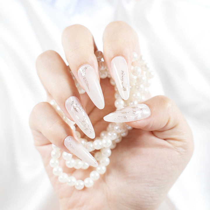 Elegant Floral Pointed Press-On Nail Set Kalsten