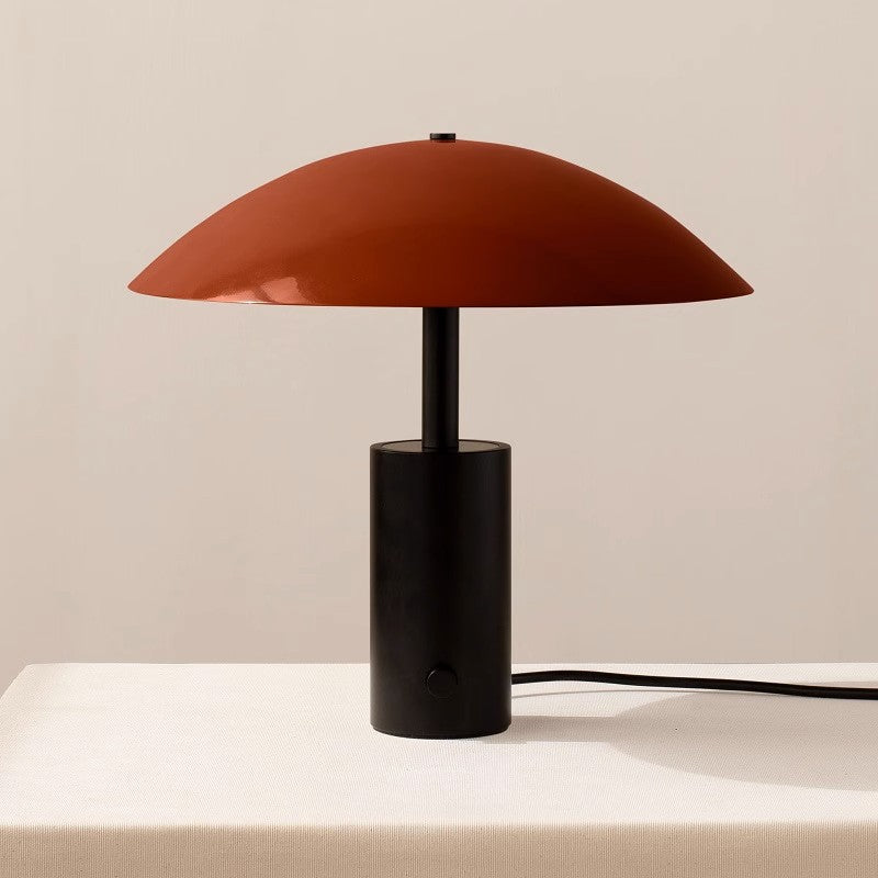 Modern Minimalist Table Lamp with Sleek Design