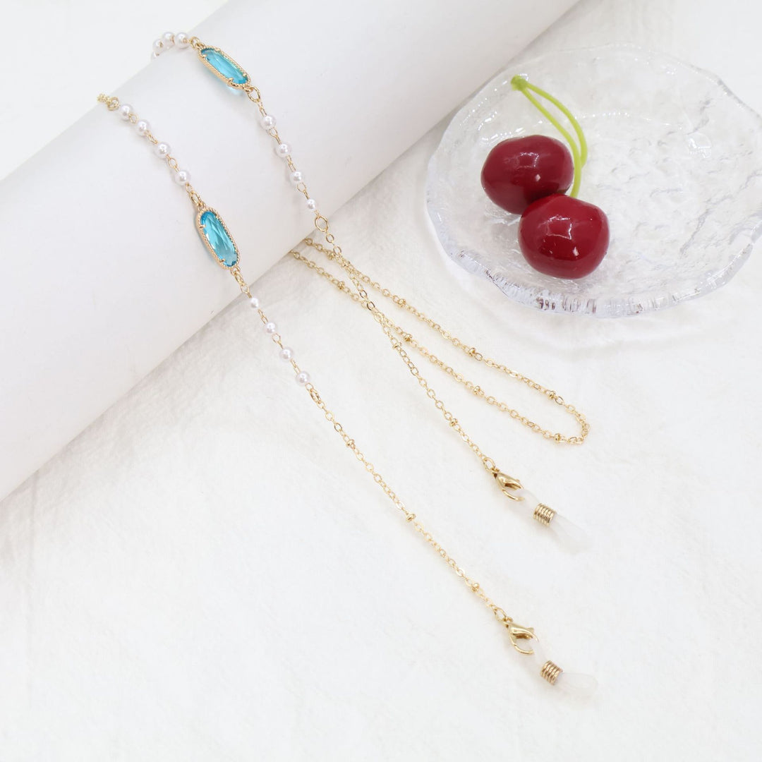 Elegant Eyewear Chain Holder Kalsten