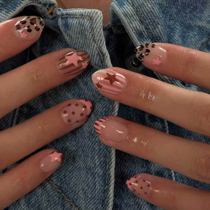 Artistic Themed Nail Art Kit