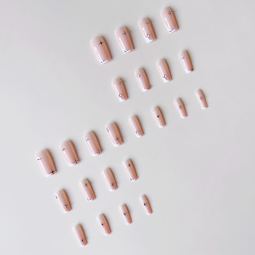 Artificial nail tips with elegant French tips Kalsten