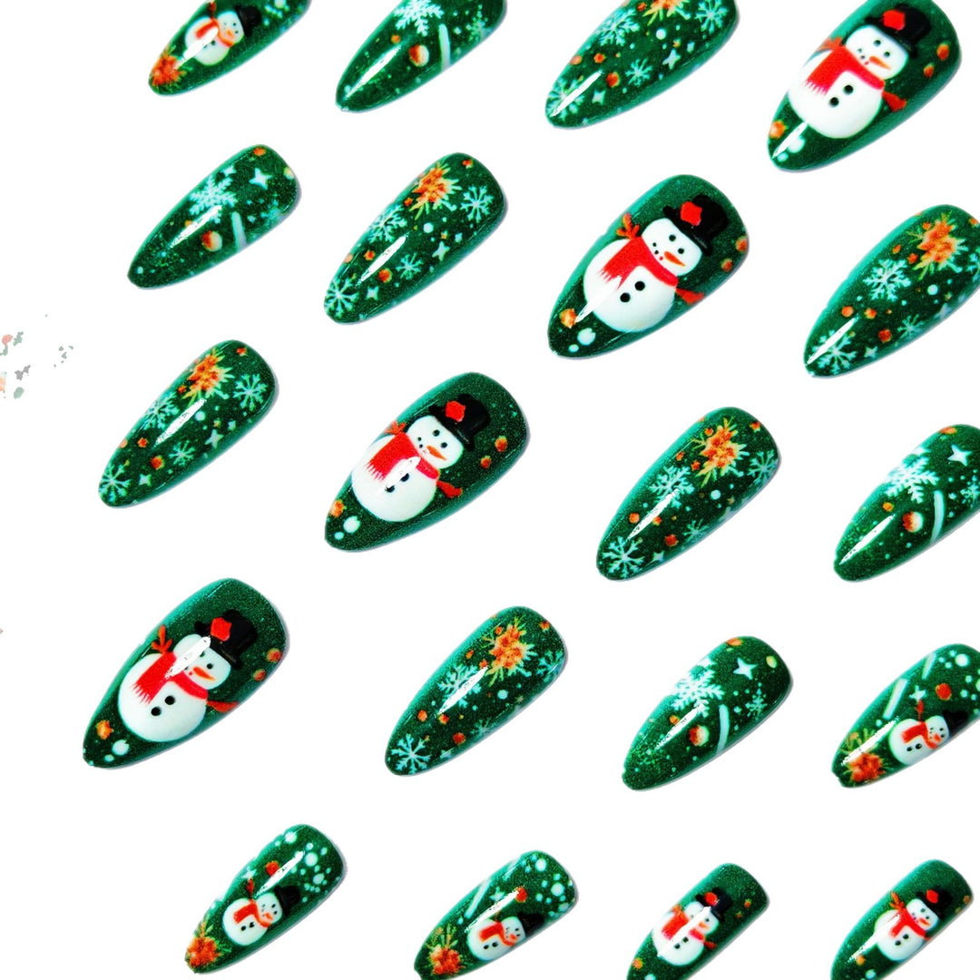 Artificial nails with festive snowman design Kalsten