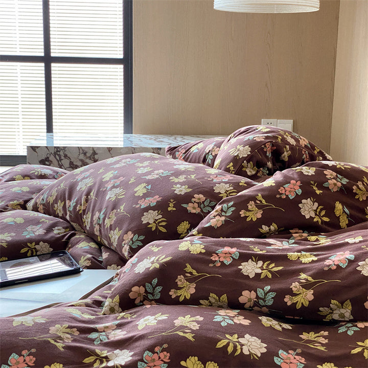 Bedding set made of cotton with delicate botanical print