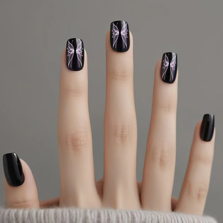 Artistic Press-On Nail Design Kalsten