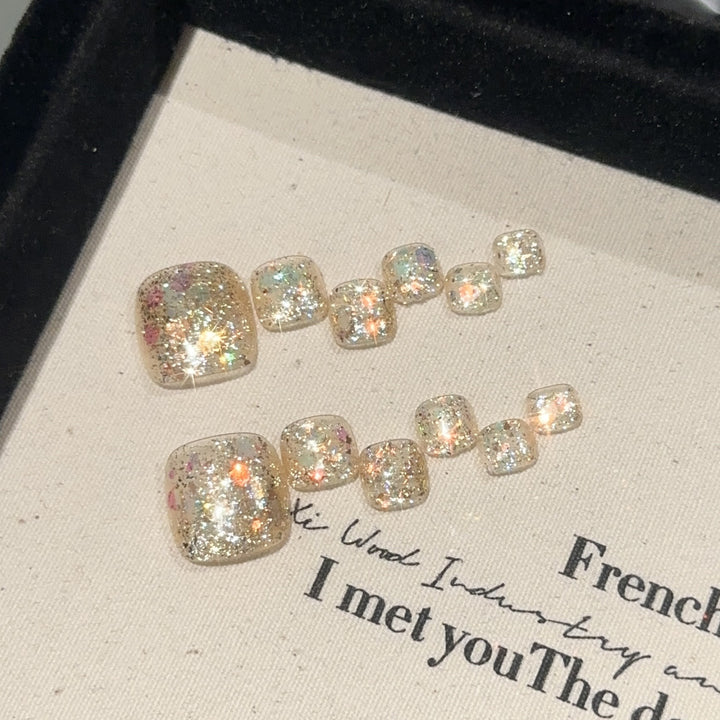 Glamorous Glittering Press-On Nails