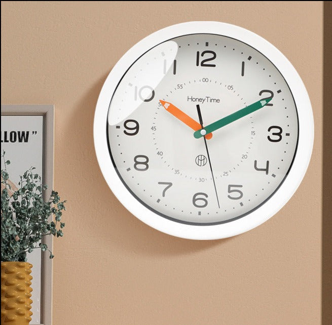 Silent Sweep - Stylish Silent Wall Clock for Children's Rooms Noxord