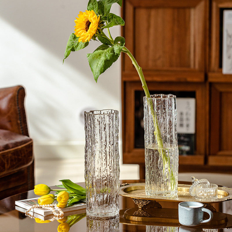 Artful Glass Vase in Modern Design Kalsten