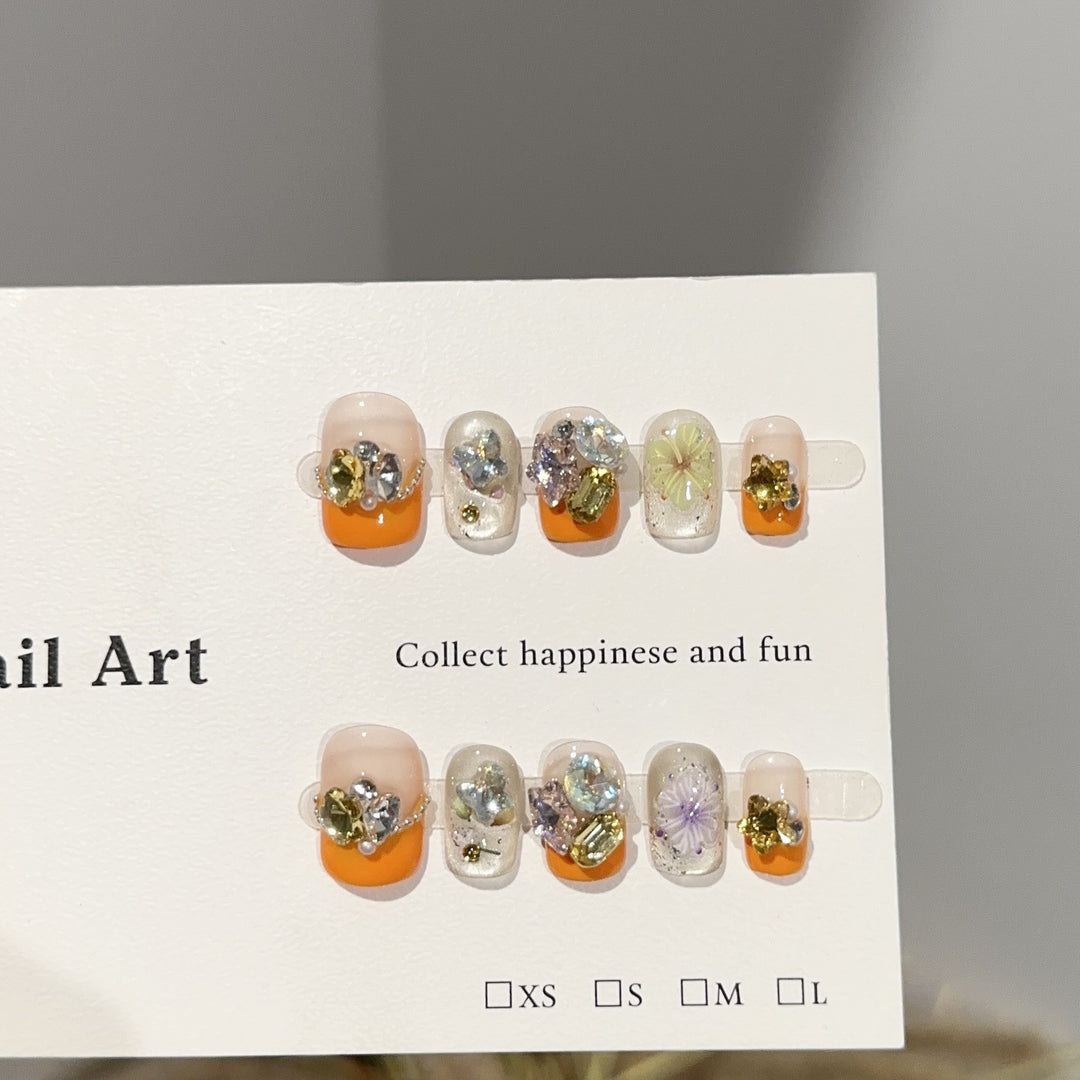 Floral Decorative Press-On Nail Set