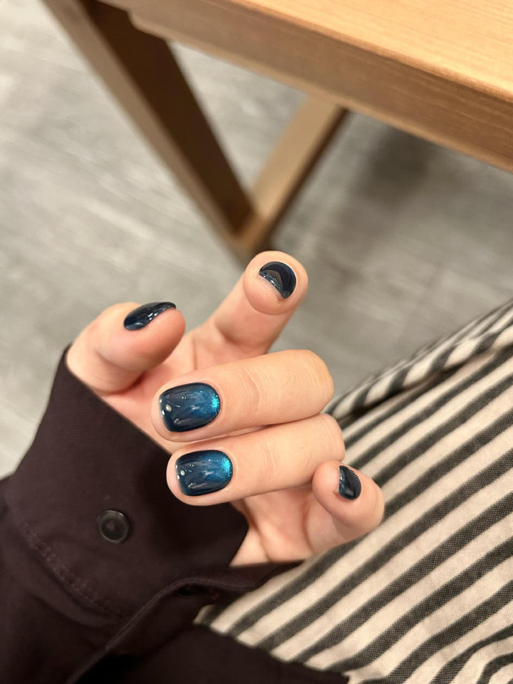 Artificial Nail Tips in Fashionable Shimmer Look Kalsten