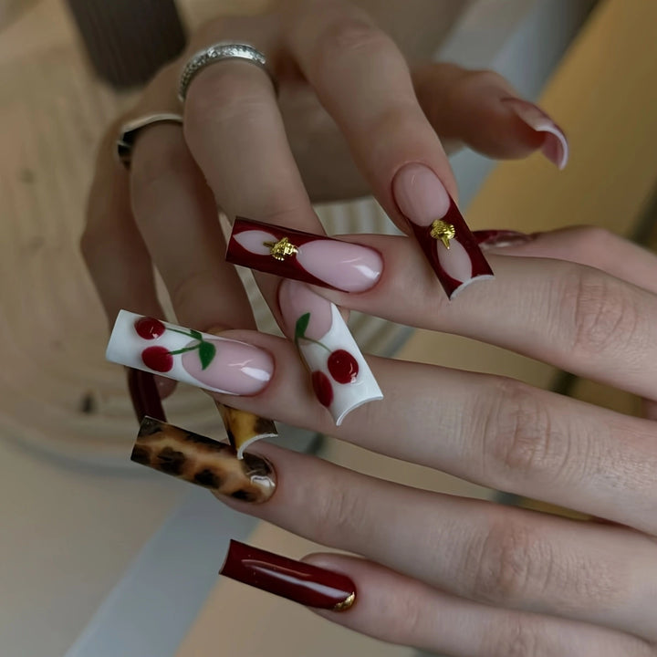 Creative Artistic Press-On Nails Kalsten