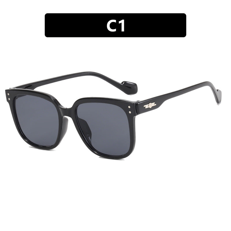 Women's square sunglasses with gentle gradient and protective UV filter Kalsten