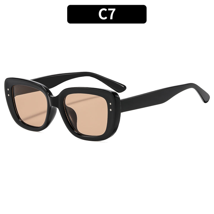 Vintage-Inspired Oversized Square Sunglasses