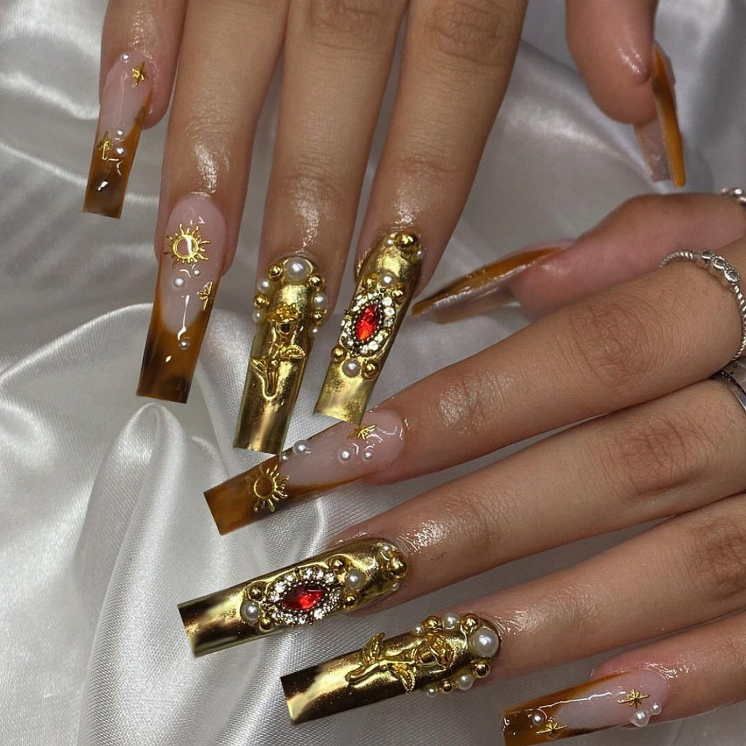 Glamorous Ornate Press-On Nails Kalsten
