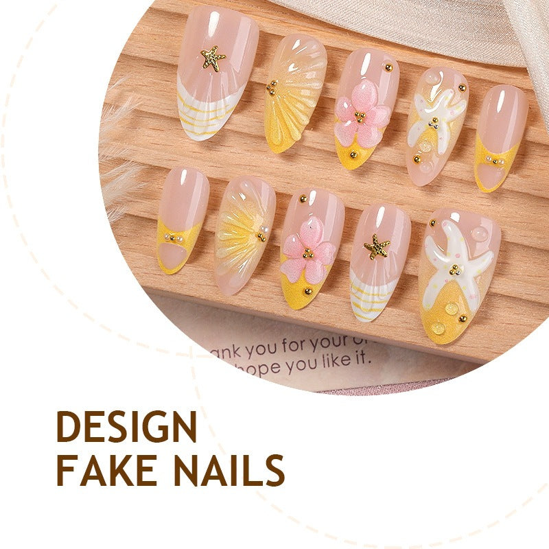 Nail art set with handmade floral accents and glitter details Kalsten