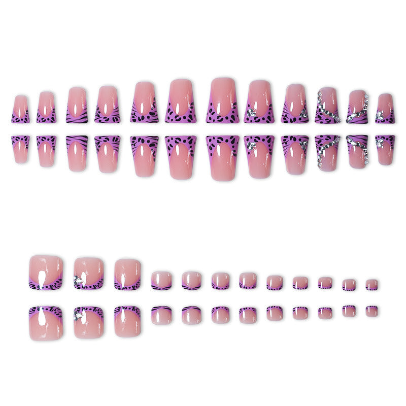 Glamorous Press-On Nail Set with Decorative Accents Kalsten