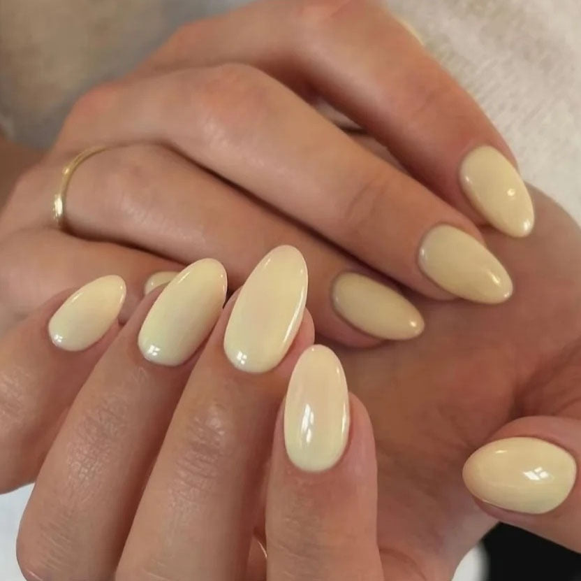 Glamorous nail designs Kalsten