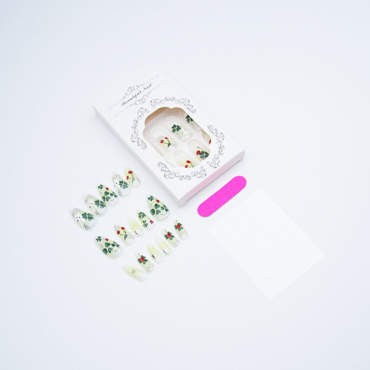 Playful artificial nails with plant motifs Kalsten