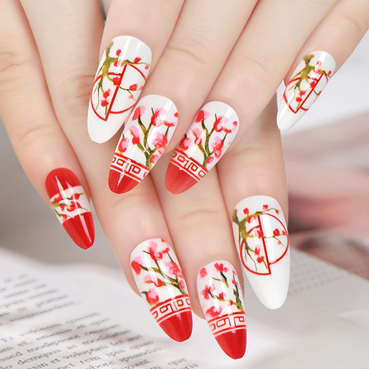 Artificial nails with floral accents Kalsten