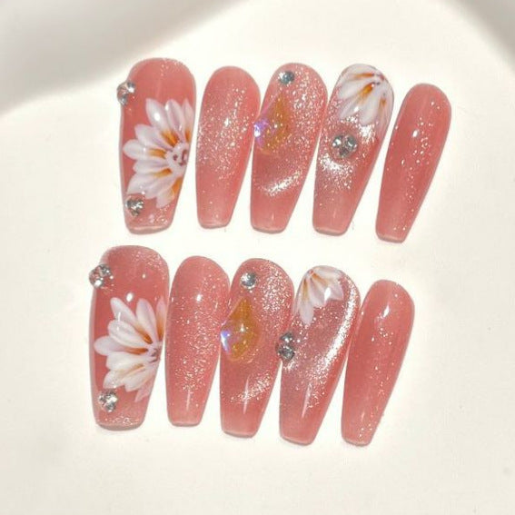 Floral Decorative Press-On Nail Set