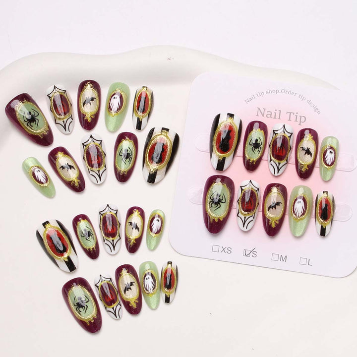 Holiday-Themed Press-On Nail Set Kalsten
