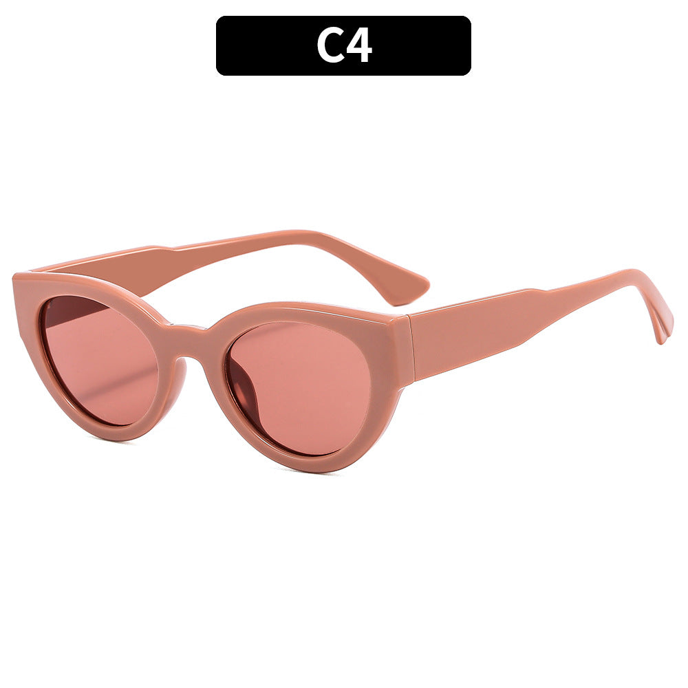 Cat-Eye Sunglasses with Stylish Elegant Frame