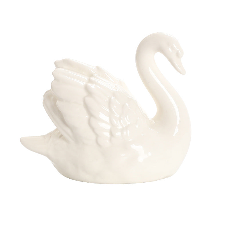 Elegant ceramic swan figure Kalsten