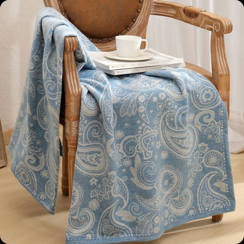 Cozy Decorative Throw Blanket