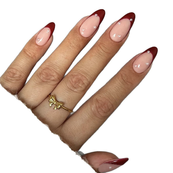 Artificial nail set with glamorous accents and elegant tips Kalsten