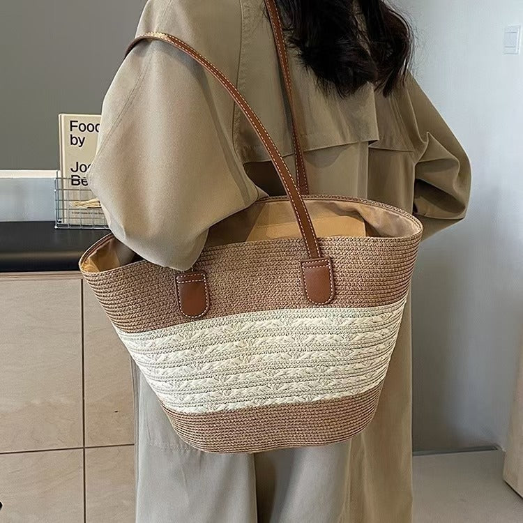 Fashionable rustic shopper with chic leather handles Kalsten