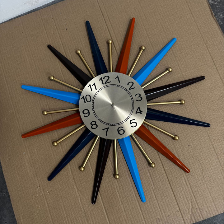 Retro Starburst Wall Clock Kalsten