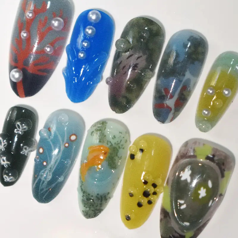 Artistic Marine-Inspired Press-On Nail Art Kalsten
