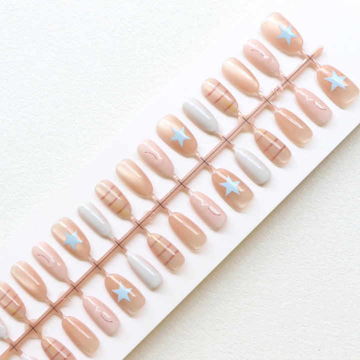 Star-Decorated Press-On Nail Art Kalsten