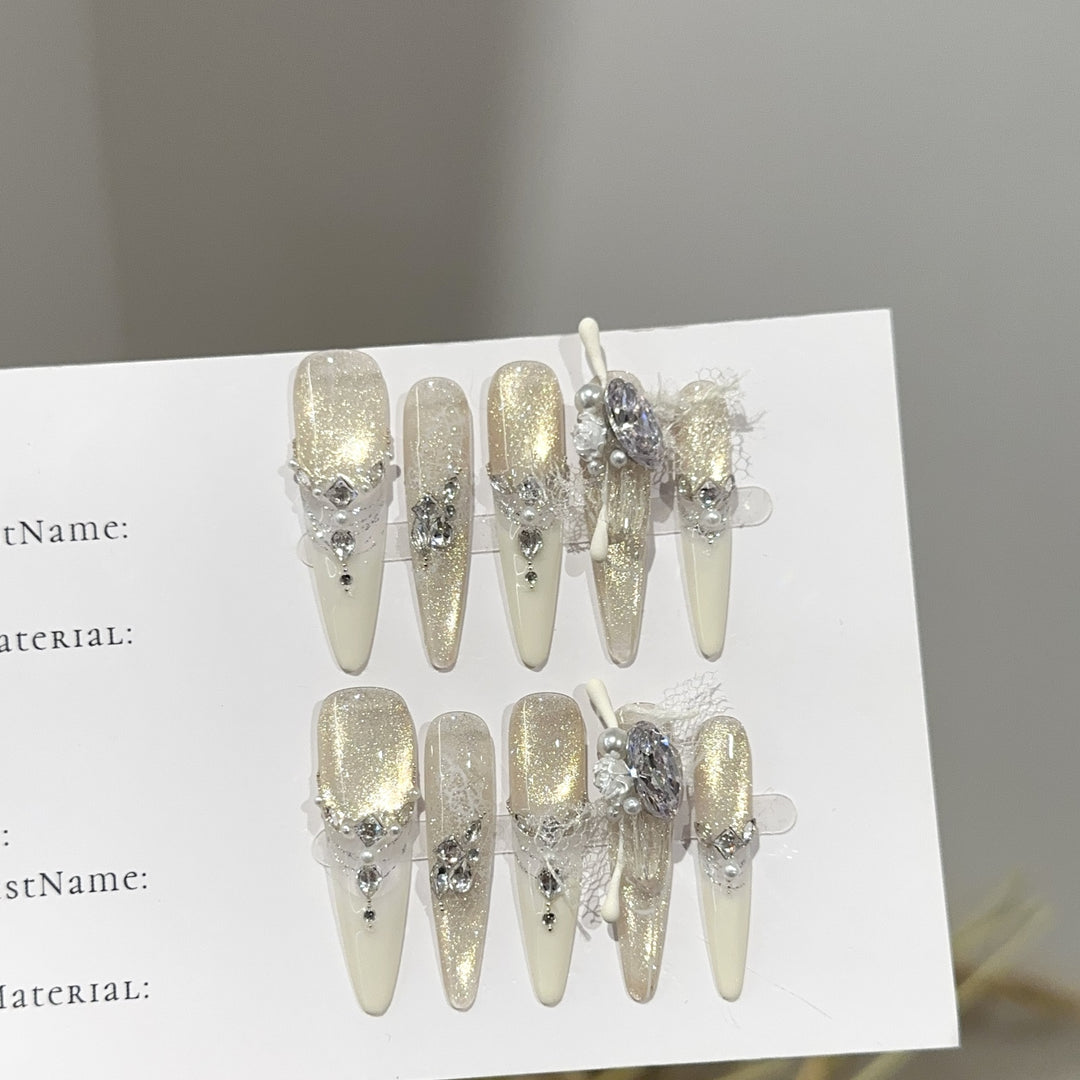 Elegant Decorative Press-On Nail Art