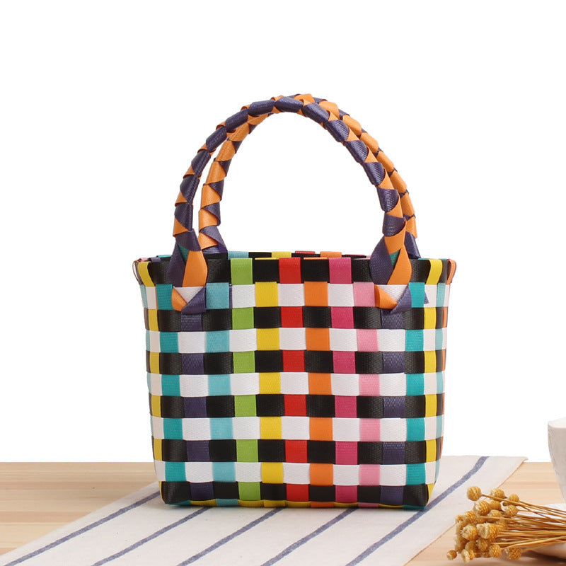 Handbag made of woven material with a stylish check pattern Kalsten
