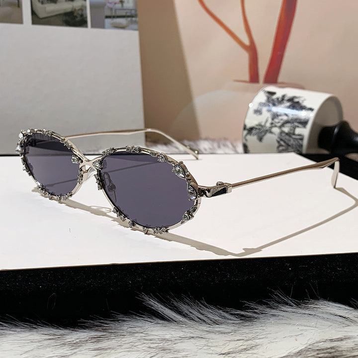 Women's extravagant oversized sunglasses with futuristic design Kalsten