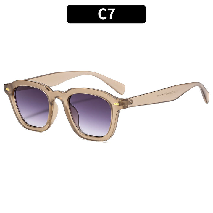 Fashion-Forward Geometric Sunglasses