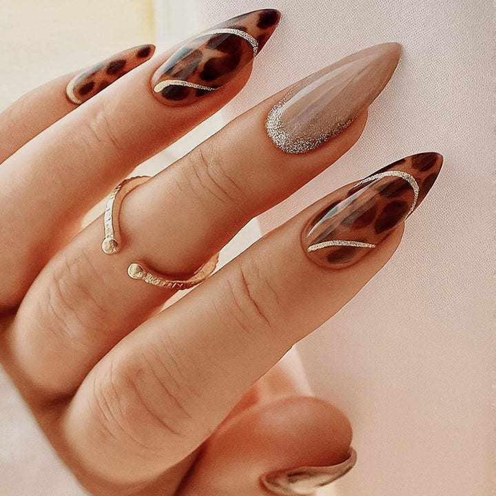 Creative nail art set with glitter and leopard pattern Kalsten