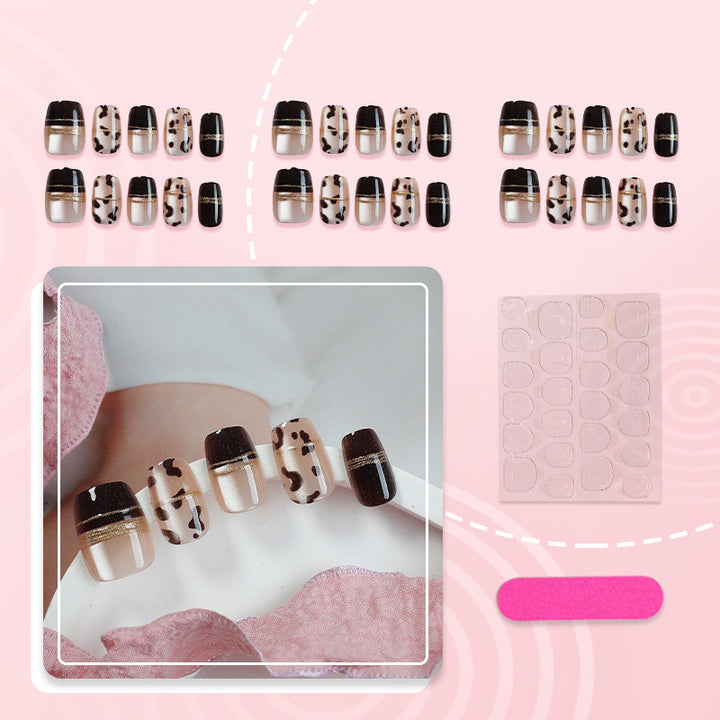 Contemporary Patterned Press-On Nail Art Set Kalsten