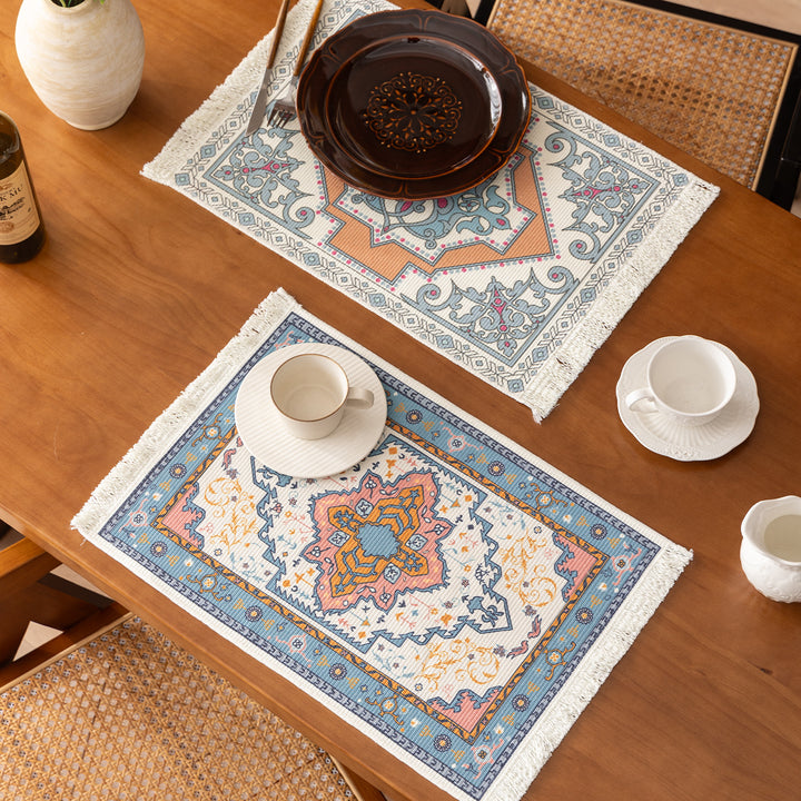 Rectangular short-pile rug in oriental medallion design with fringes Kalsten