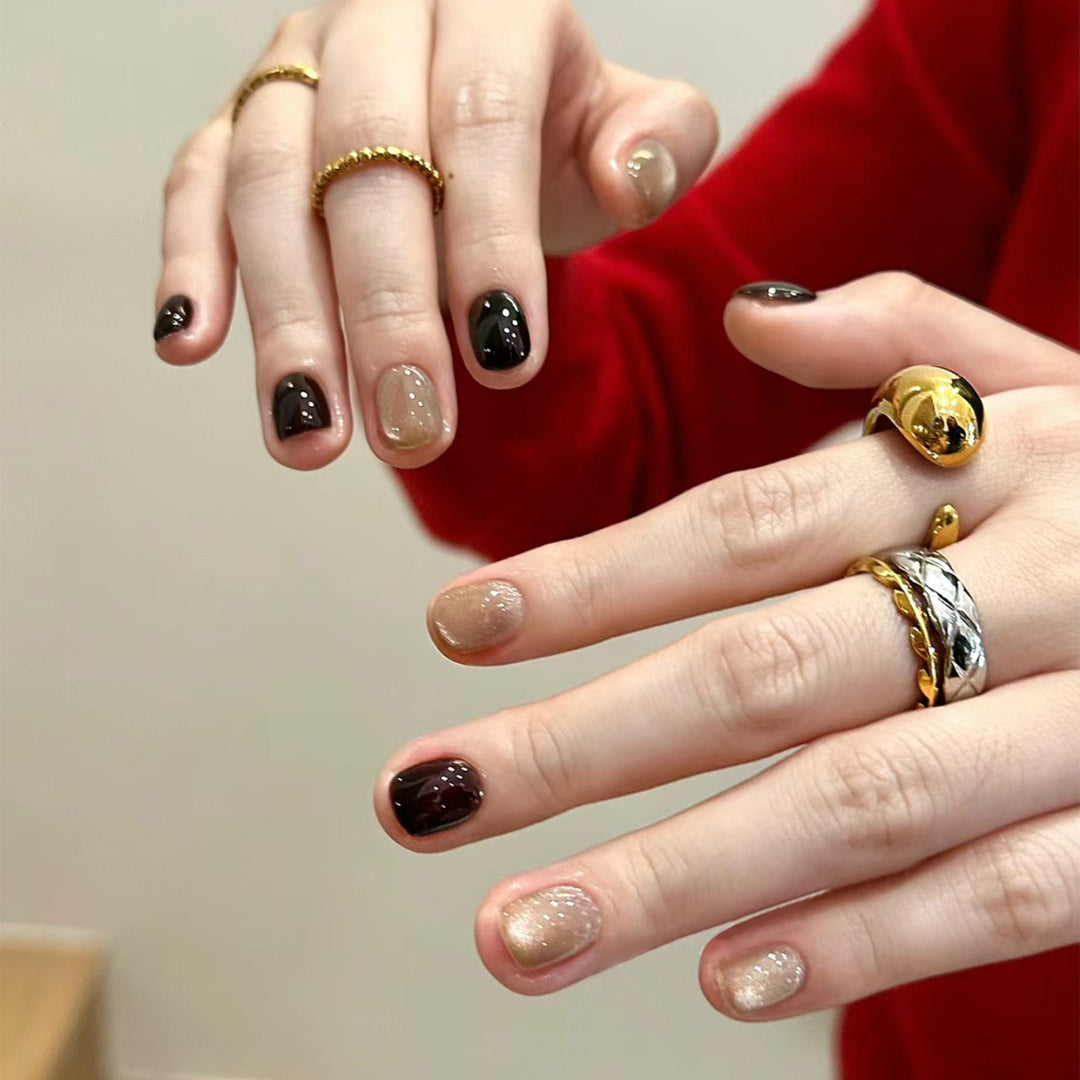 Artful nail extensions with elegant glitter and ombre design Kalsten